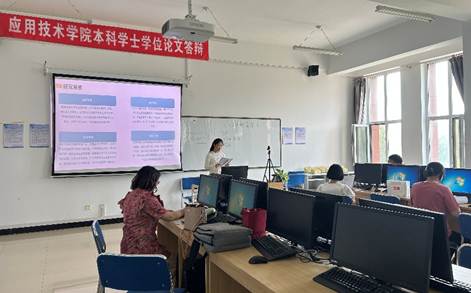 强调指导教师要严格把关